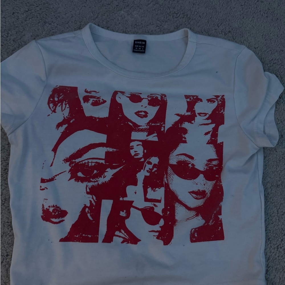SHEIN White and Red Graphic Fitted T-Shirt